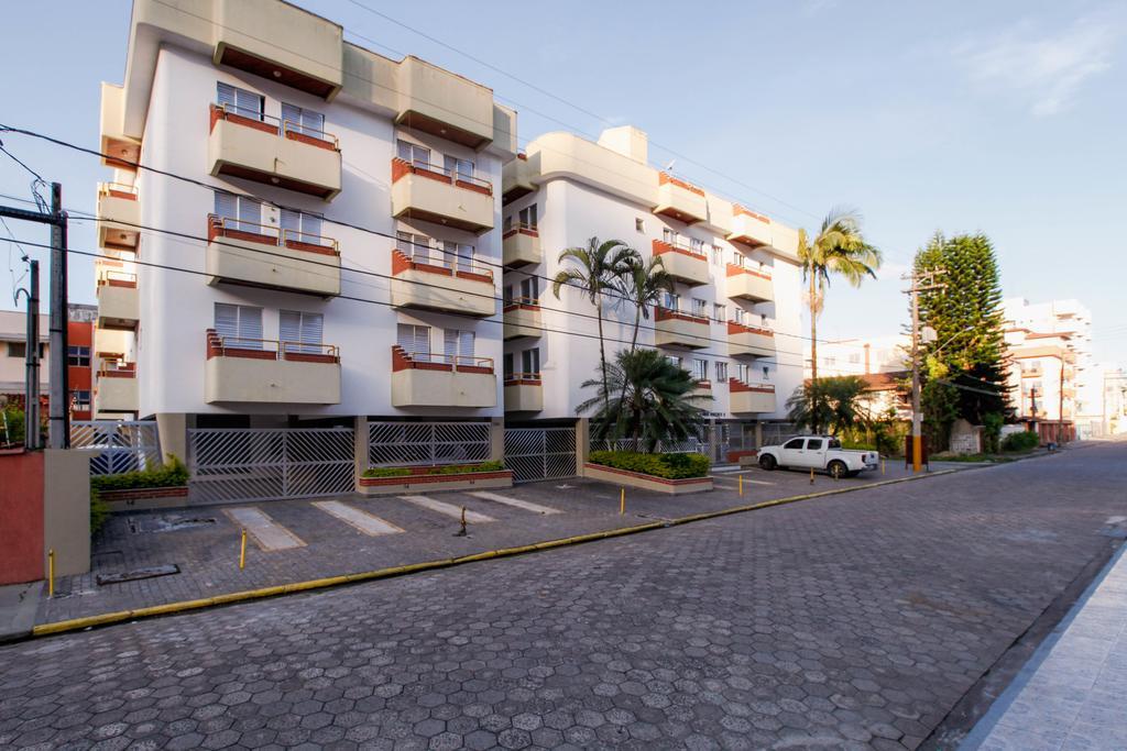 Edificio Ximenes II Appartamento Ubatuba Esterno foto